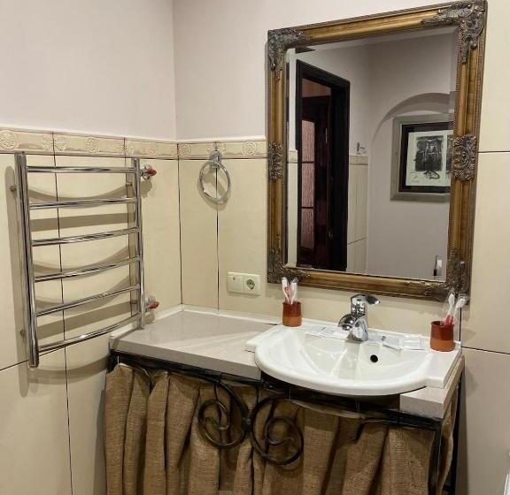 هاستل Pantagruel