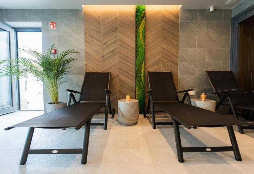 旅馆 Rókusfalvy Borhotel és Fogadó