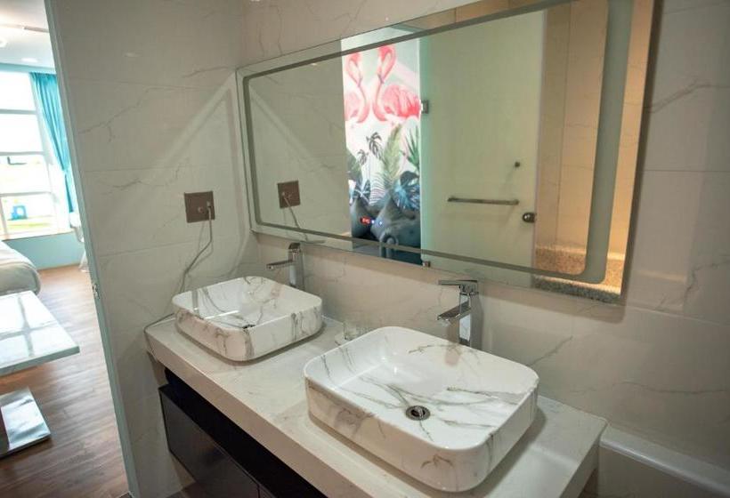 تختخواب و صبحانه Kenting Location   Beautiful Realm