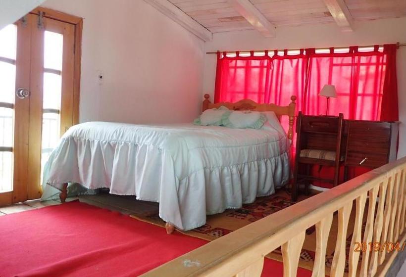 Hosteria Rose Cottage