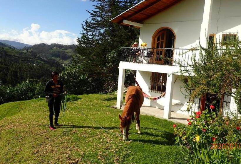 Hosteria Rose Cottage