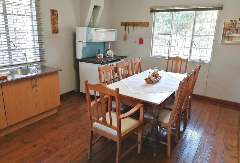 فندق Fairbairn Guest Farm