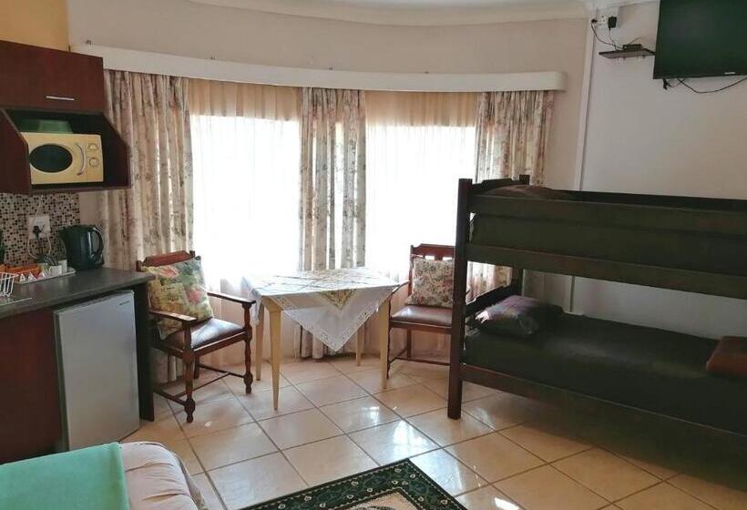 فندق Fairbairn Guest Farm