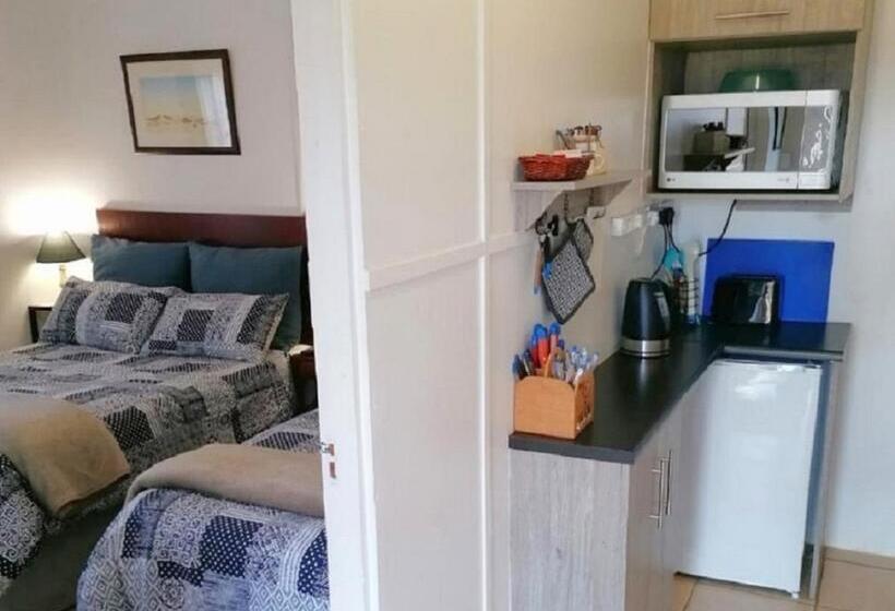 فندق Fairbairn Guest Farm