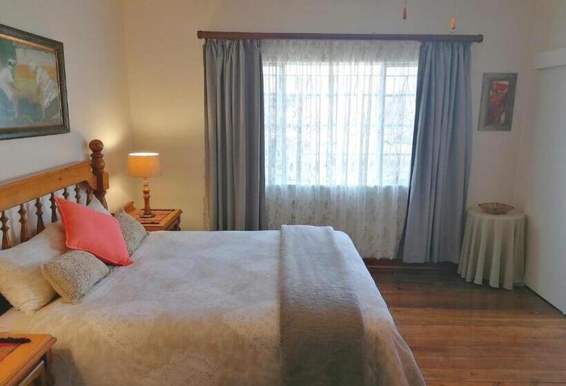 فندق Fairbairn Guest Farm