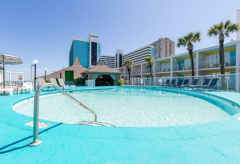 هتل Waikiki Village Retro