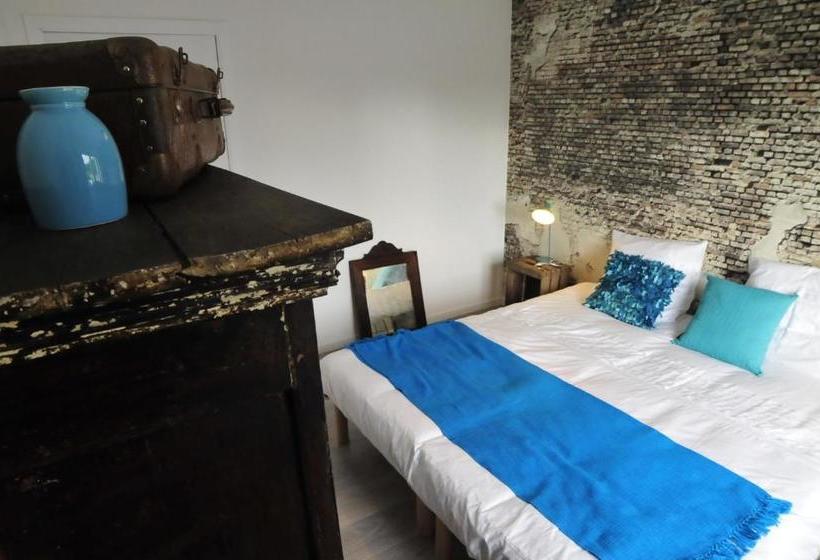 La Maison Des Artistes