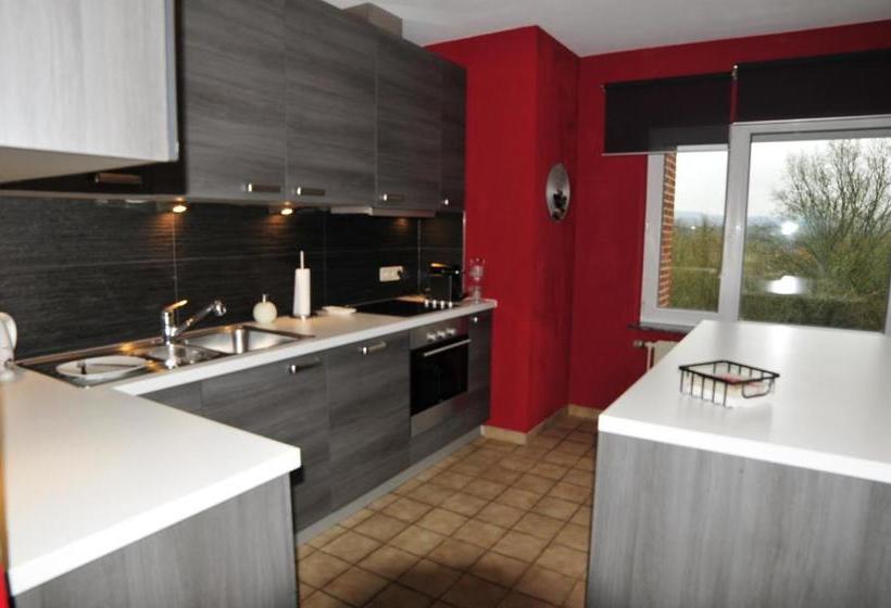 La Maison Des Artistes