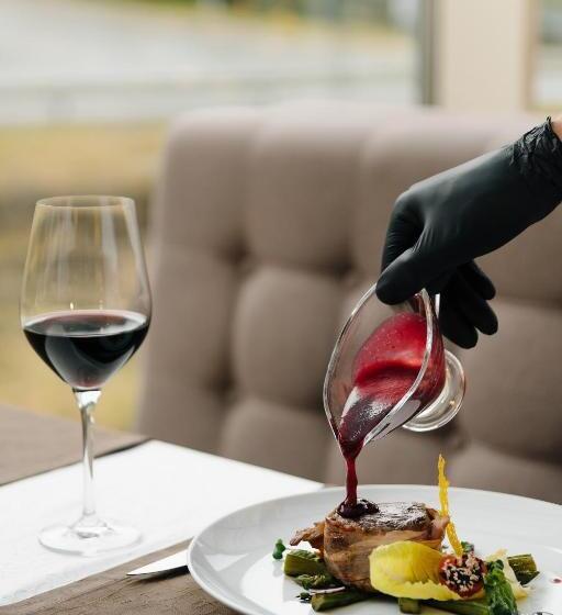 Marmaros Apart Hotel & Spa