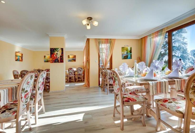 Mountain Lodge Apartments