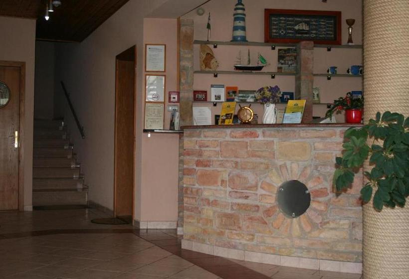 Nautilus étterem és Panzió