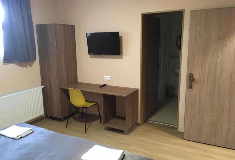 Nautilus étterem és Panzió