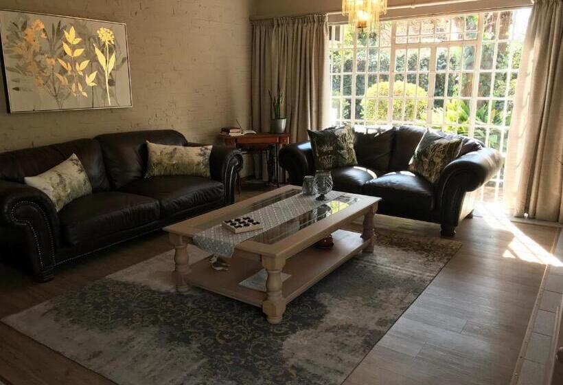 ペンション Anne's Place