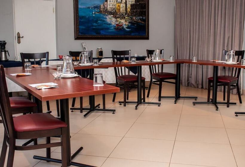 ペンション Balmoral Lodge