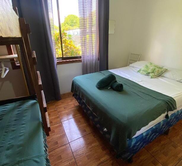 פנסיון Cabinas Cahuita