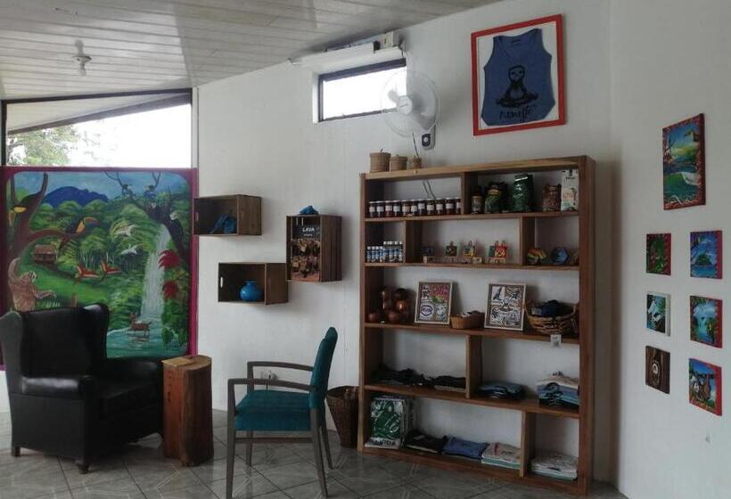 פנסיון Cabinas Cahuita