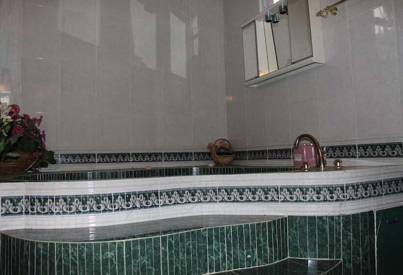 膳宿费 Dumas Villas