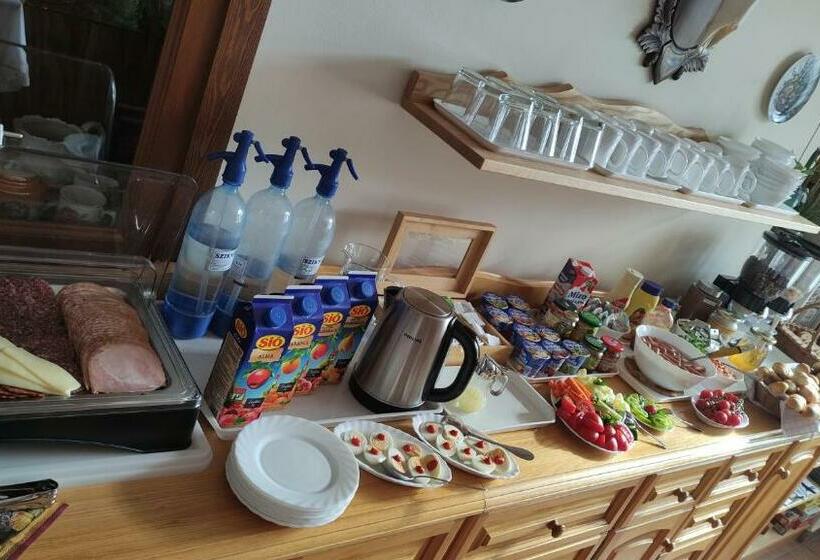 פנסיון Eckhardt Vendégház