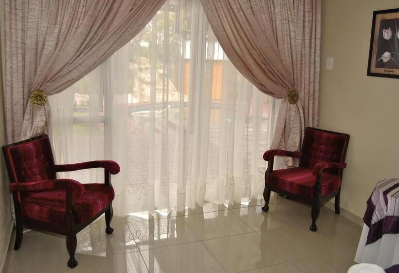 פנסיון Ethen Guesthouse