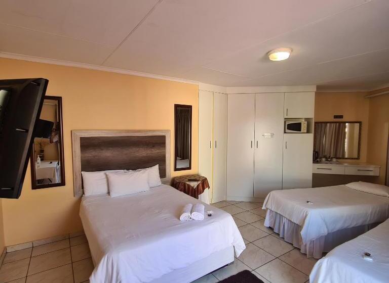 פנסיון Ethen Guesthouse