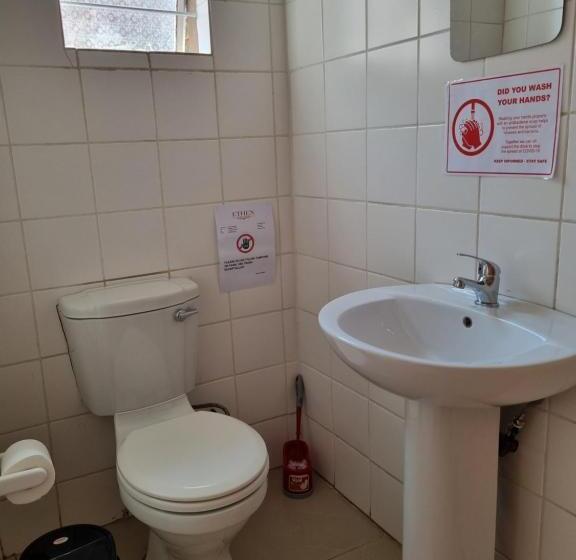 פנסיון Ethen Guesthouse