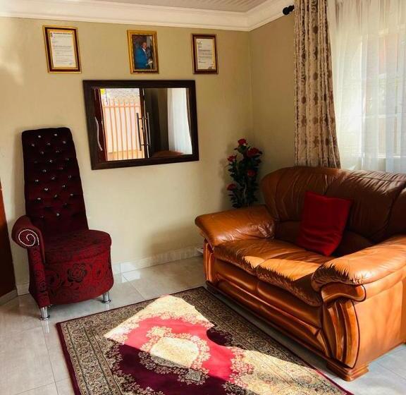 פנסיון Ethen Guesthouse