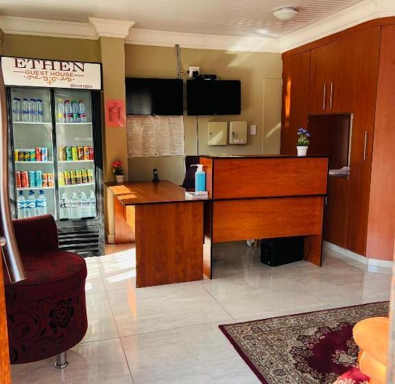 פנסיון Ethen Guesthouse