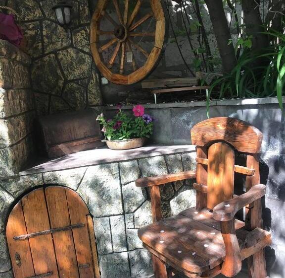 Пансион Guest House Anahit Ijevan