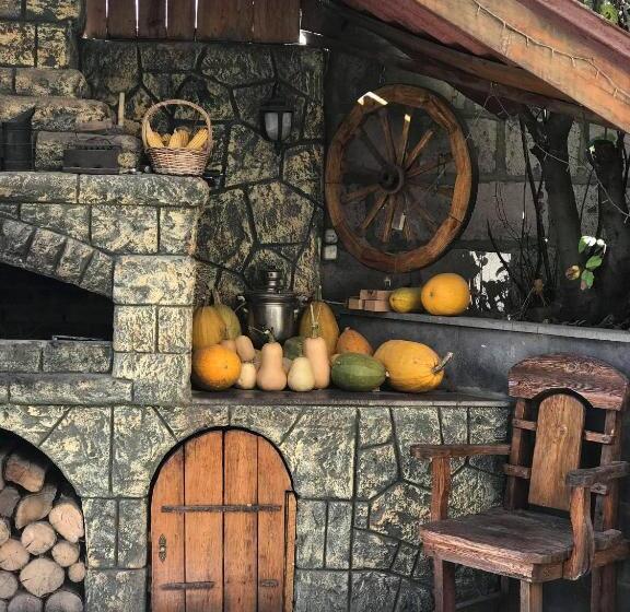 Пансион Guest House Anahit Ijevan