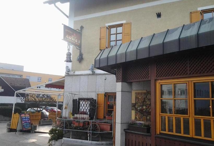 پانسیون Guest House Arvaj