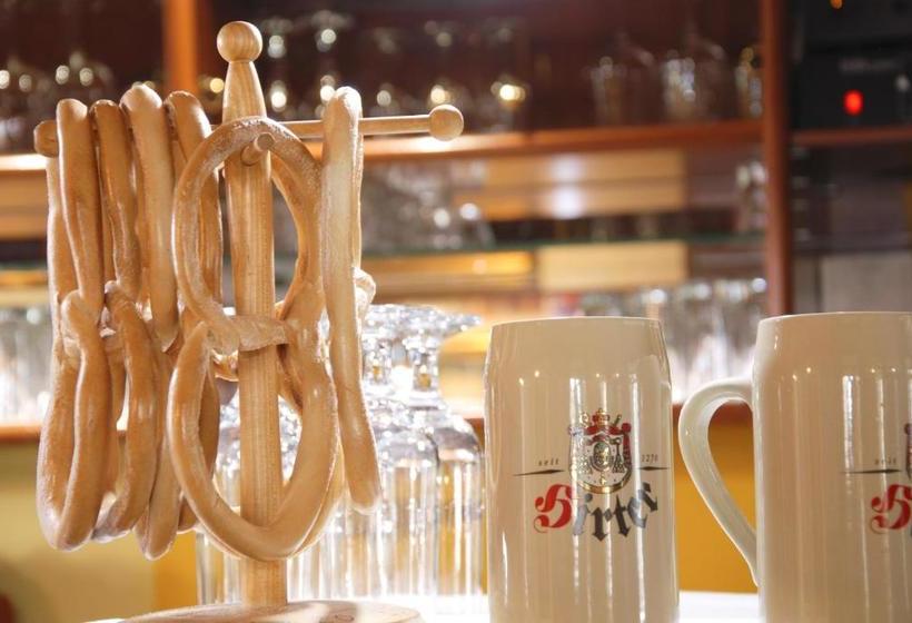 پانسیون Guest House Arvaj