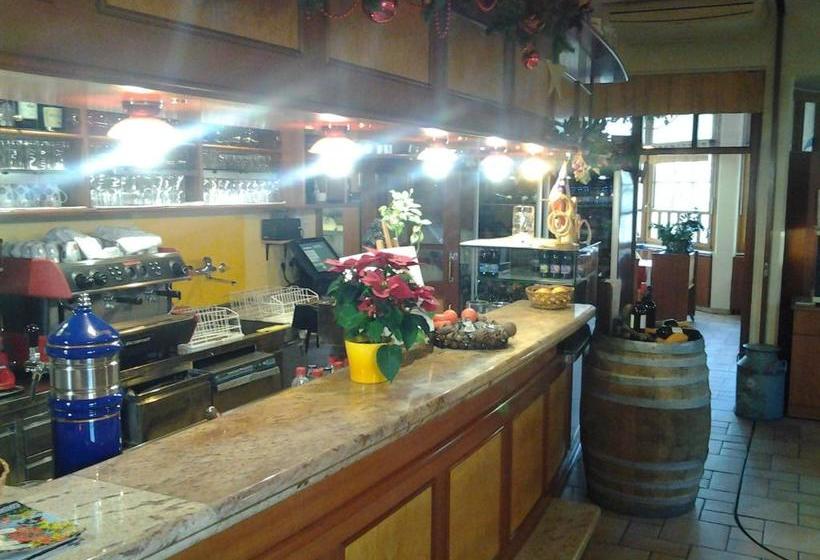 پانسیون Guest House Arvaj