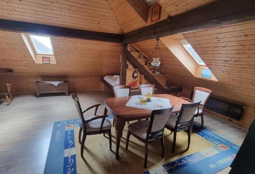 پانسیون Guest House Arvaj