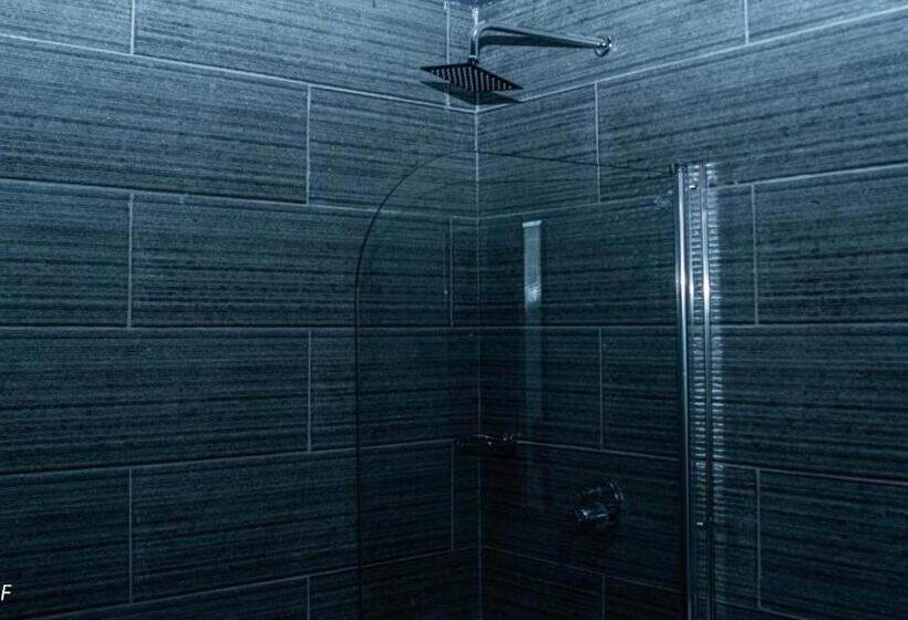 ペンション Henry George Guest House