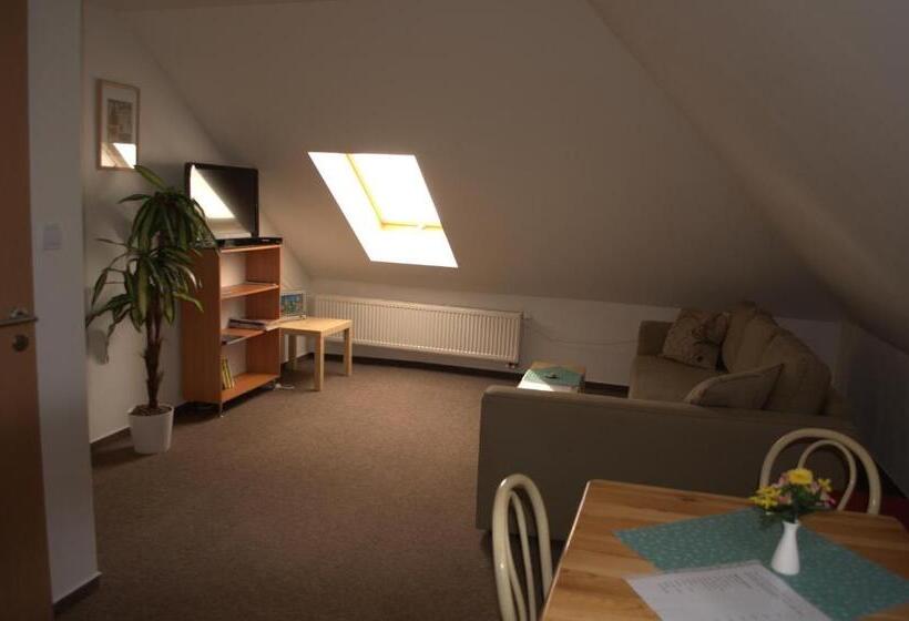 بنسيون Hostinec Vo Višňovom