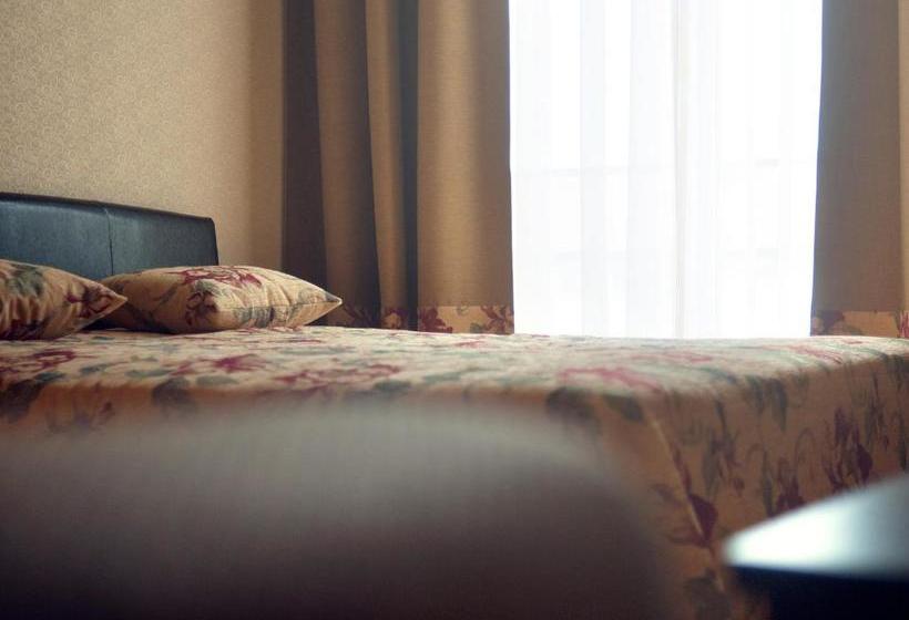 پانسیون Kamanos