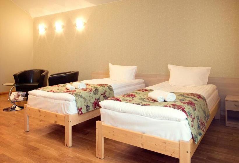 پانسیون Kamanos