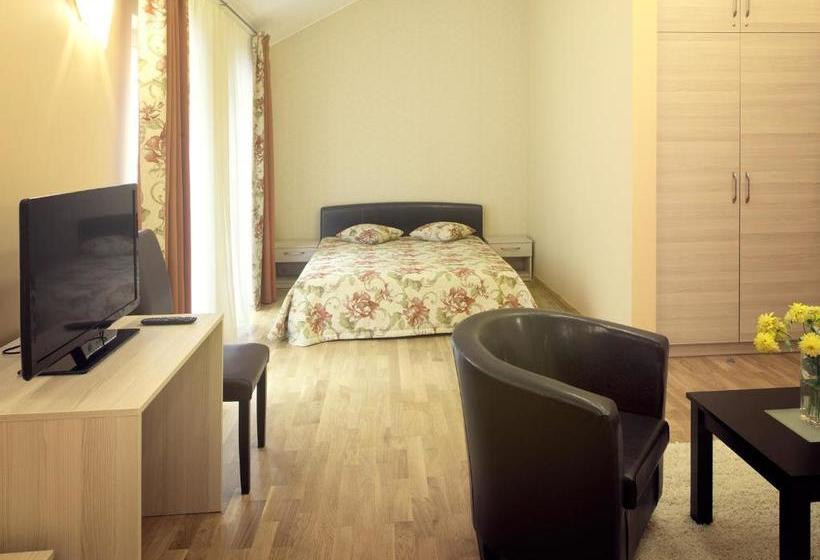 پانسیون Kamanos