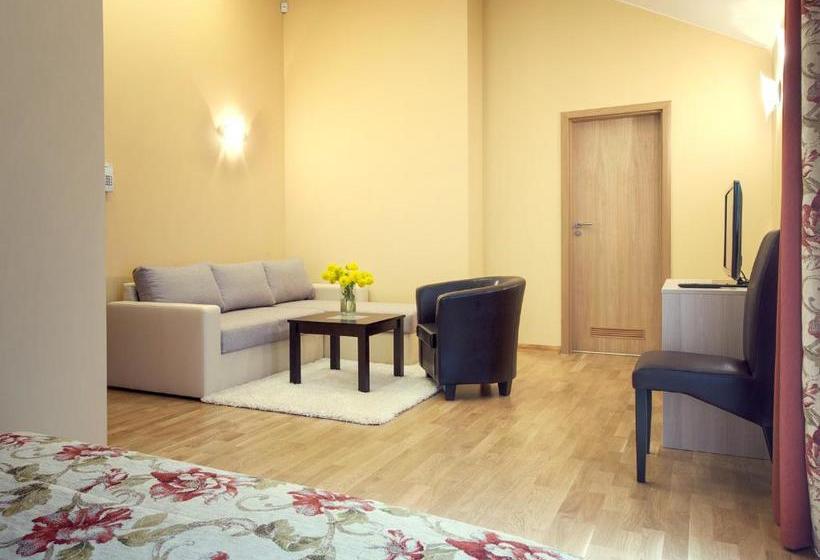 پانسیون Kamanos