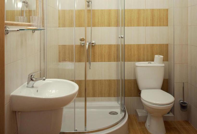 پانسیون Kamanos