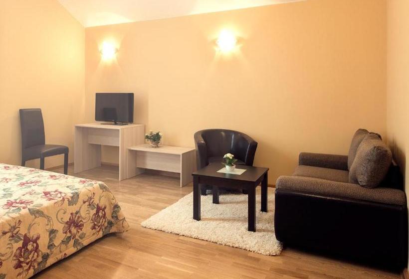 پانسیون Kamanos