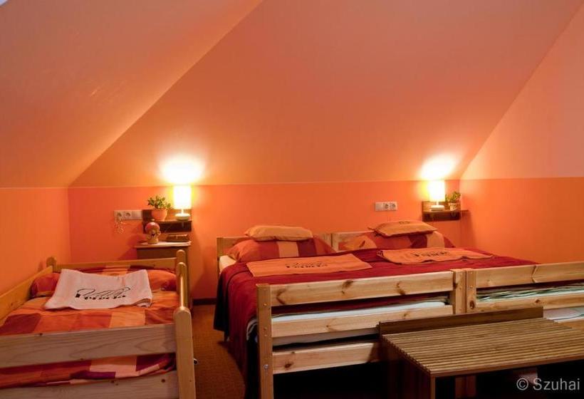 پانسیون La Villa Pergola