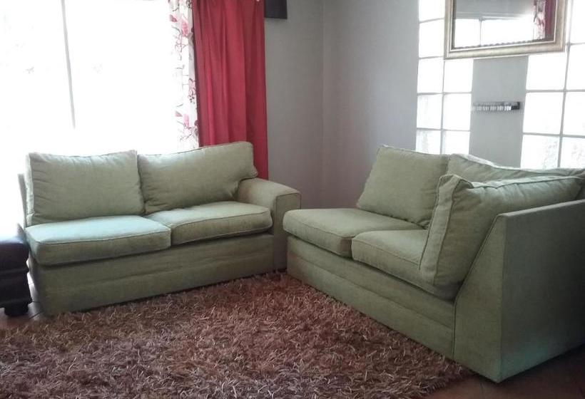 펜션 Lala Nathi Guest House & Self Catering