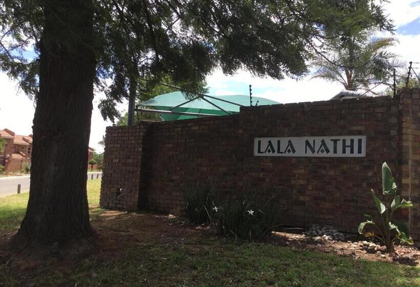 بنسيون Lala Nathi Guest House & Self Catering