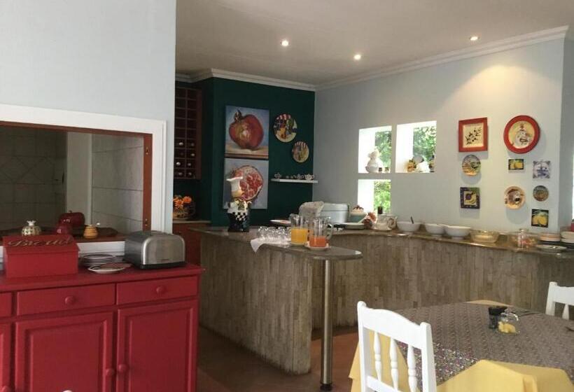 بنسيون Lala Nathi Guest House & Self Catering