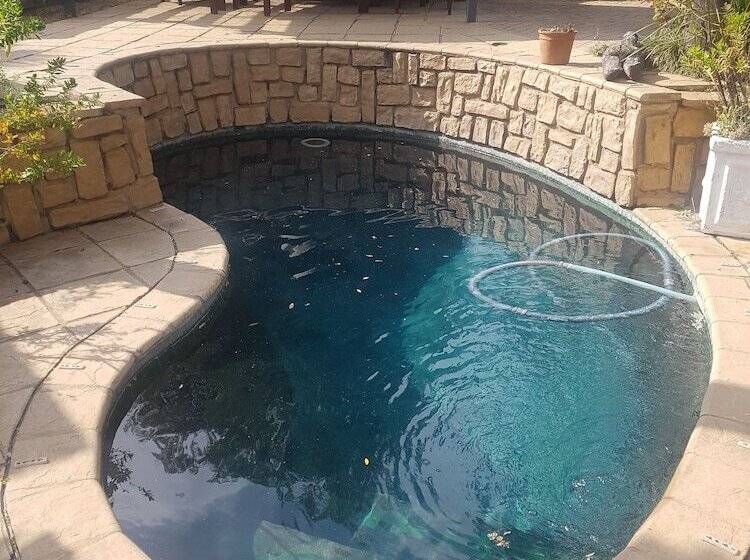 بنسيون Lala Nathi Guest House & Self Catering