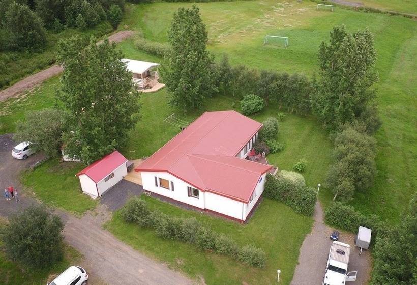 پانسیون Laugar Guesthouse