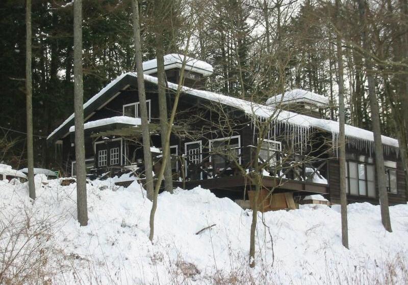 פנסיון Lodge Stack Point