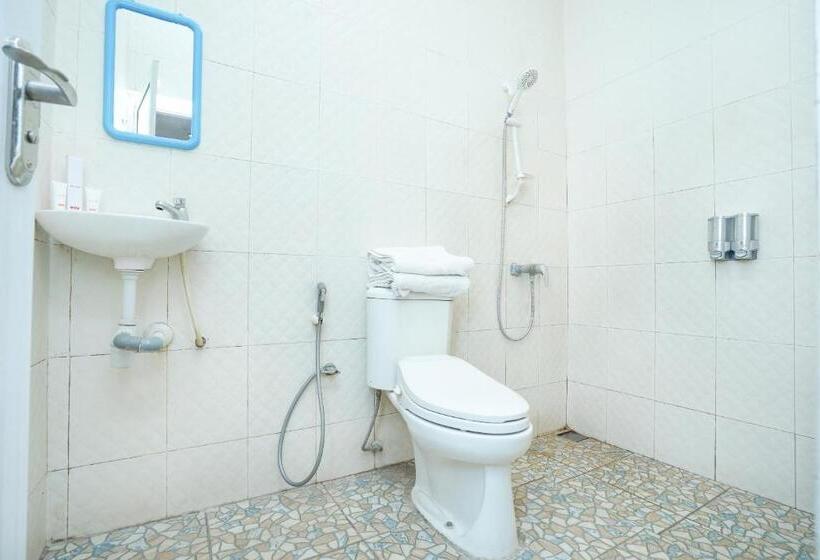 פנסיון Mojokerto Classic Homestay