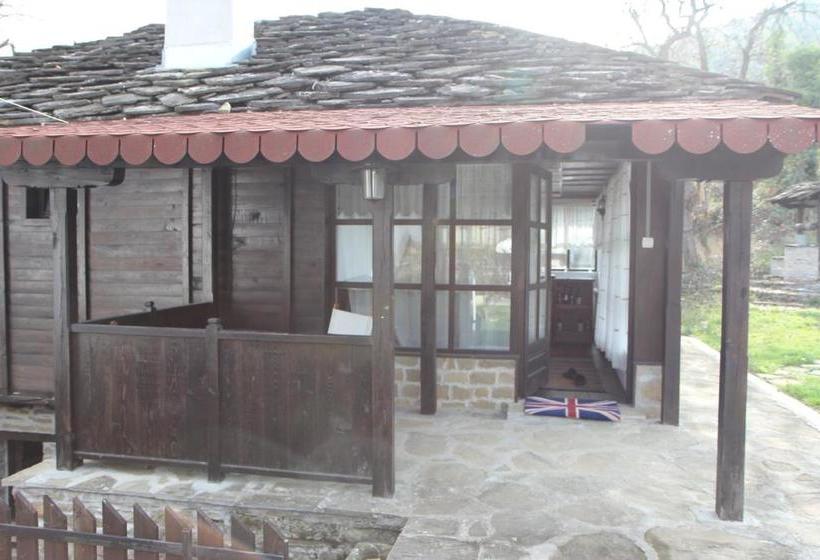 بنسيون New Bakalov House